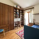 شقة Guesthost - Visogliano Roomy W Terrace Near The Station *