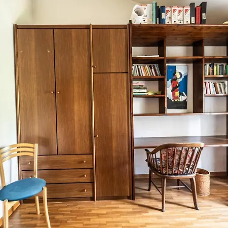 شقة Guesthost - Visogliano Roomy W Terrace Near The Station سيستيانا